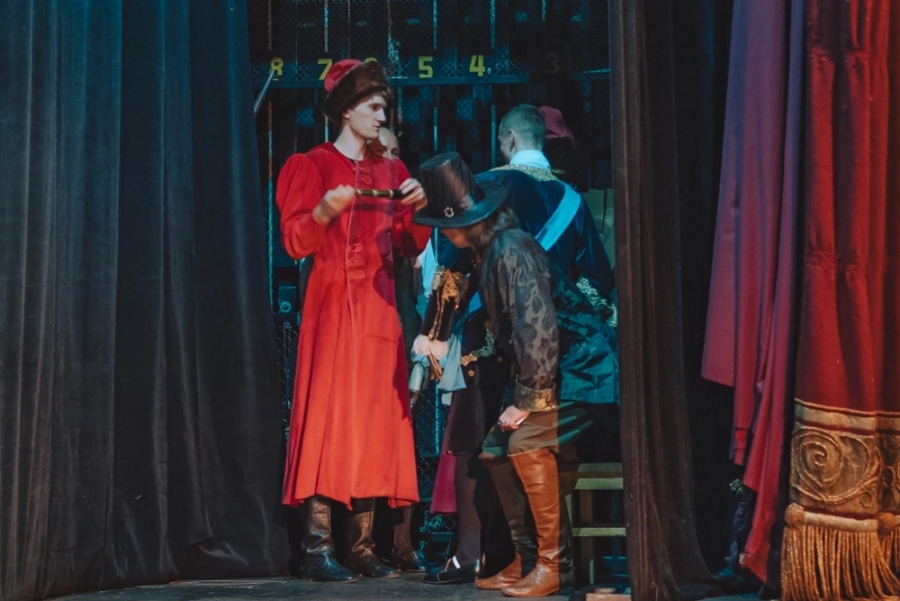 Празднование 350-летия Петра I. В Саратове на набережной покажут оперу под открытым небом