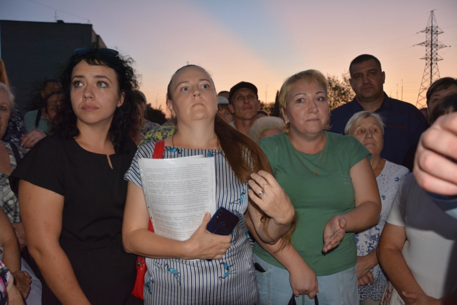 Жители Приволжского попросили главу района Плеханова построить школу искусств