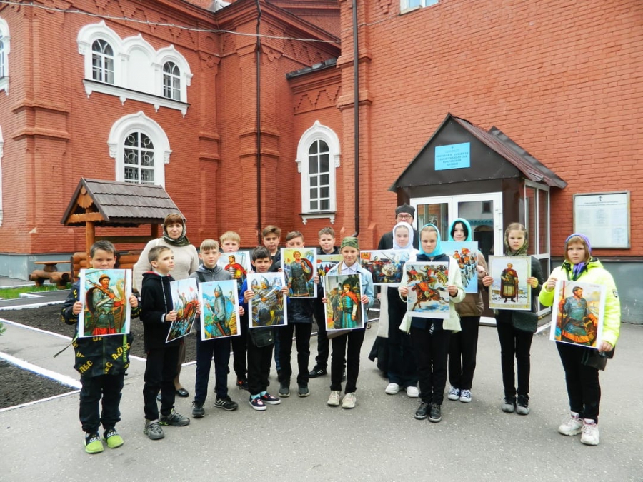 Свыше 3 тысяч саратовских детей поучаствовали в проекте о подвигах Александра Невского