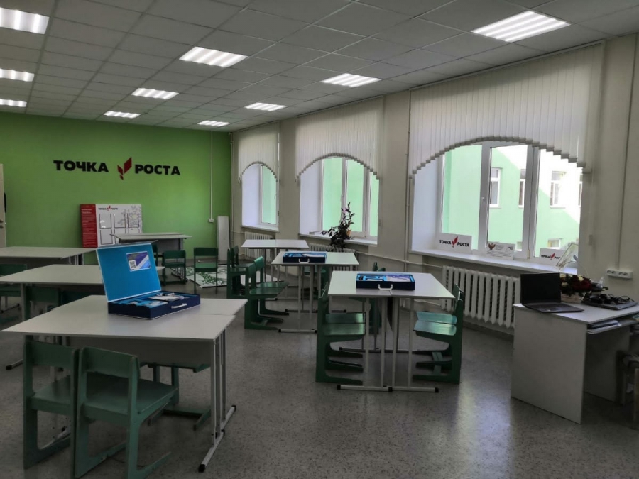 В сельских школах Саратовской области открыли 66 центров образования