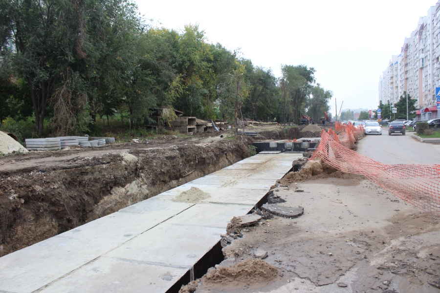 Мигачев и Мокроусова осмотрели место затянувшихся работ «Т Плюс» на Октябрьской