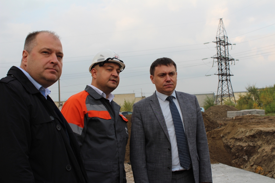 Мигачев и Мокроусова осмотрели место затянувшихся работ «Т Плюс» на Октябрьской