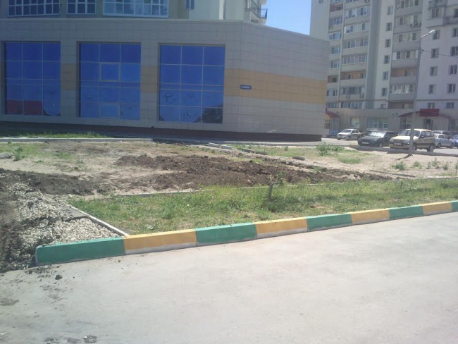 Саратовцы возмущены намерениями возвести парковку вместо детской площадки