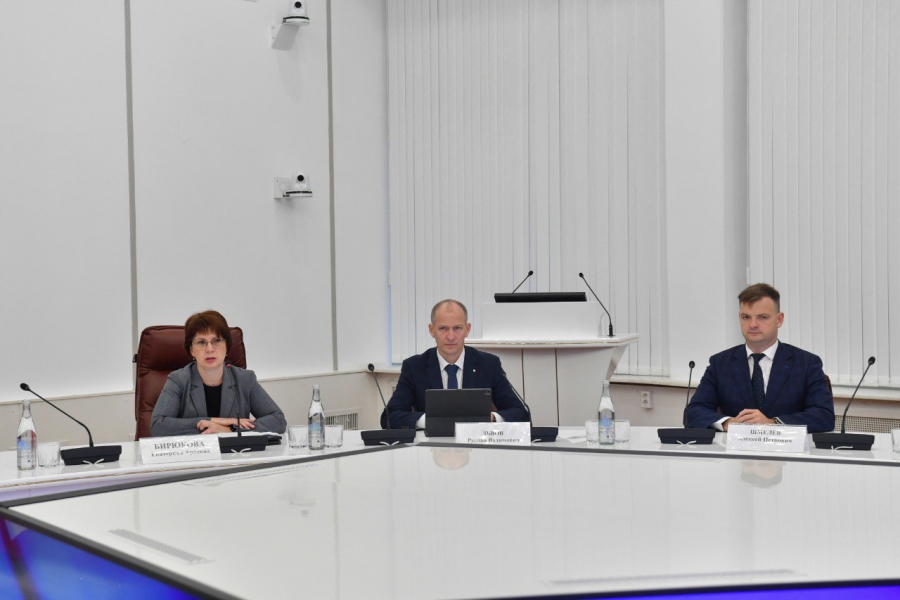 Бусаргин обсудил с банками упрощение кредитных каникул для мобилизованных