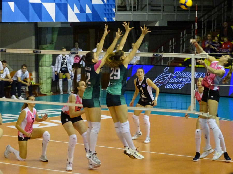 «Протон» одержал победу и возглавил таблицу Суперлиги