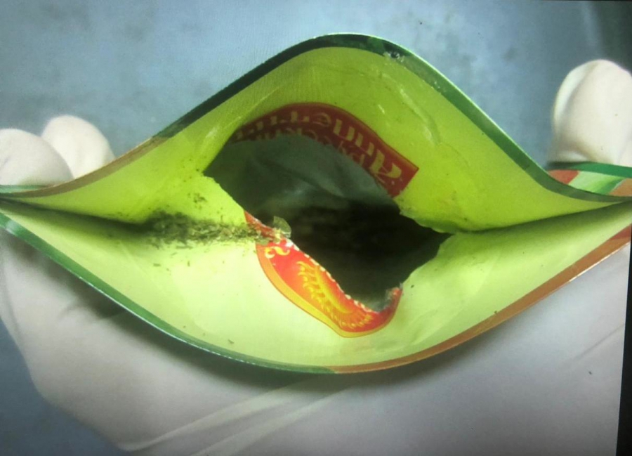 В Саратове овчарка Дейра помогла обнаружить запрещенные вещества в посылке для зэка