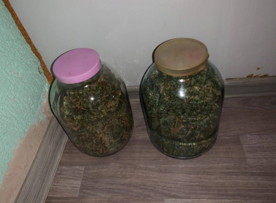 В Солнечном полицейские поймали торговца марихуаной