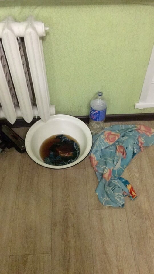 В Энгельсе во время ремонта крыши затопило квартиру