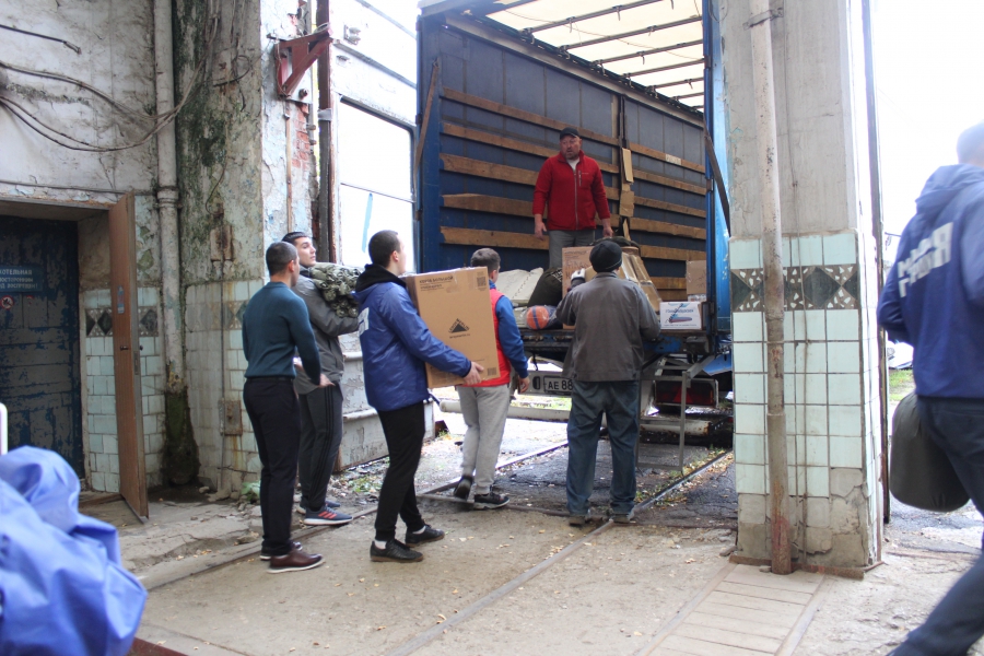 Из Саратова на фронт отправят грузовик с гуманитарной помощью