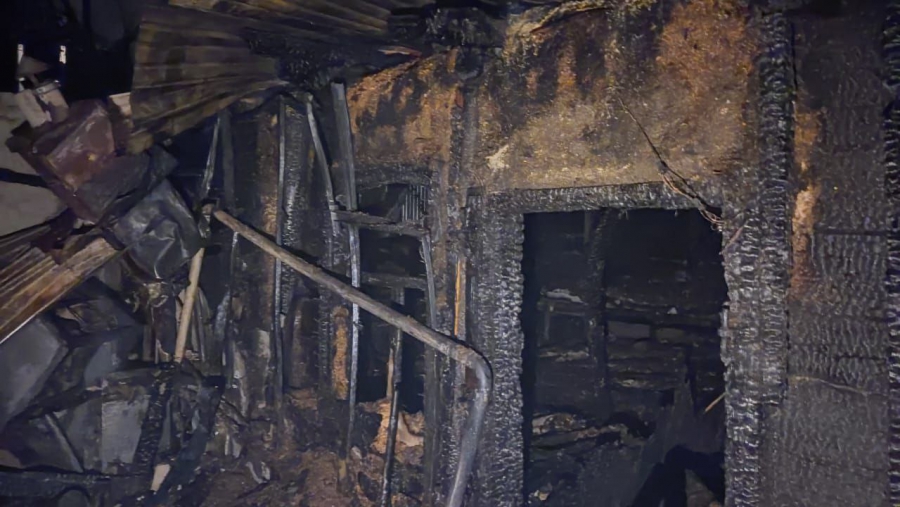 При пожаре в Увеке погибли женщина и двое ее детей