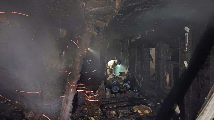 При пожаре в Увеке погибли женщина и двое ее детей