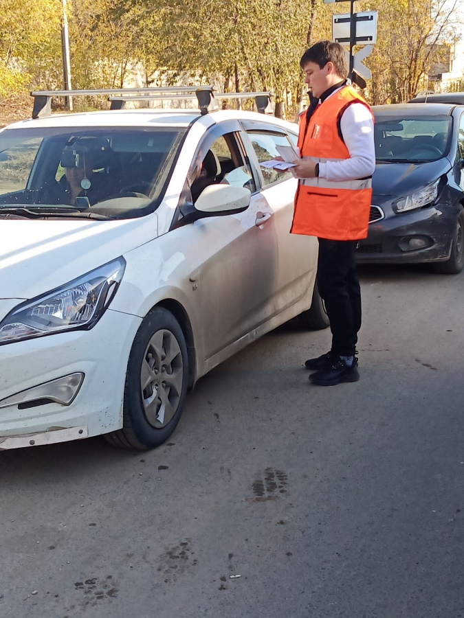 Саратовским водителям напомнили о правилах пересечения железнодорожных переездов