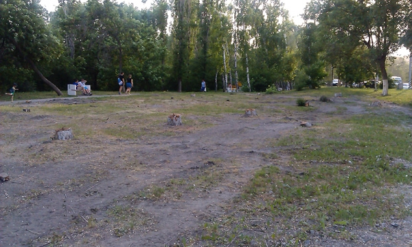 На месте вырубленного сквера по Шелковичной построят храм