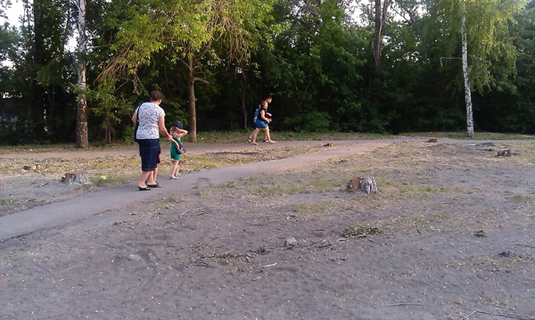 На месте вырубленного сквера по Шелковичной построят храм