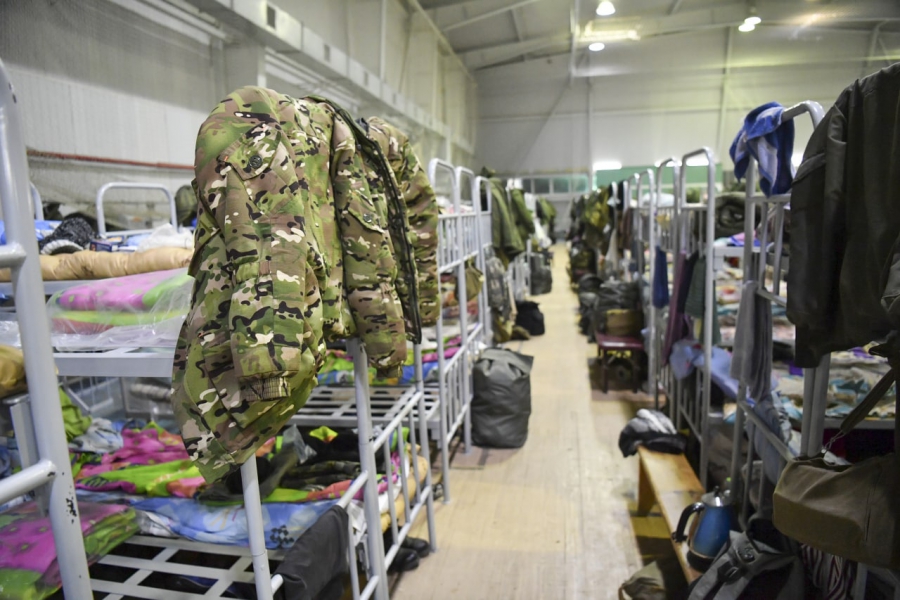 Саратовские мобилизованные попросили Бусаргина за счет экипировки раздать подарки детям