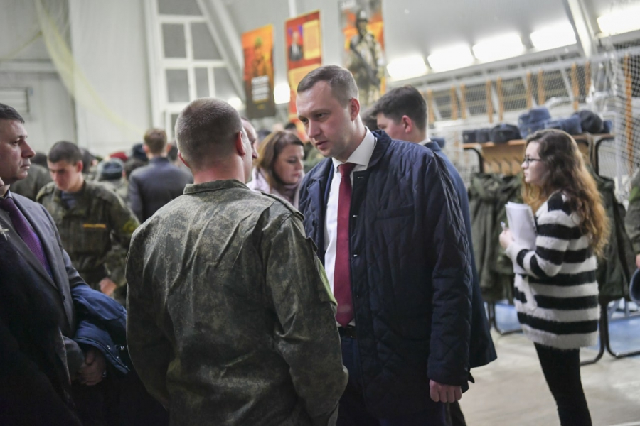 Саратовские мобилизованные попросили Бусаргина за счет экипировки раздать подарки детям