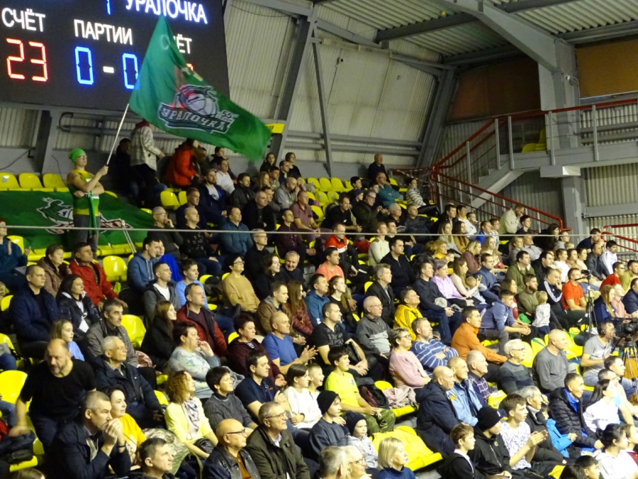 «Протон» дома обыграл 25-кратных чемпионок страны