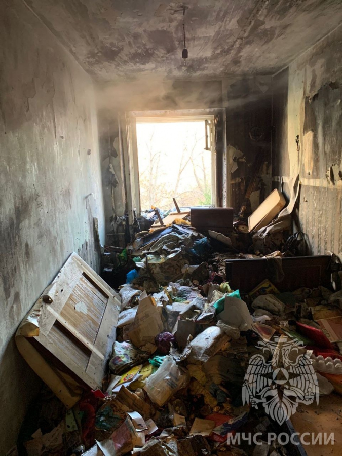 В Заводском районе на пожаре спаслись пенсионерка и ее сын