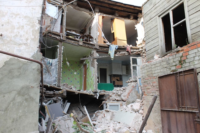 Жильцы разрушающегося дома на Московской определят его судьбу