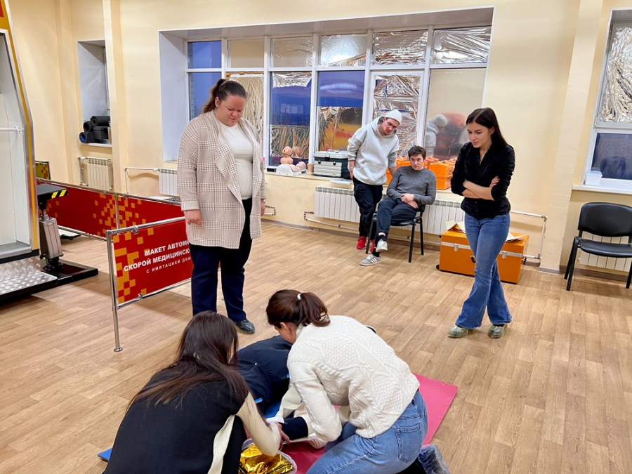В Саратове работает программа обучения волонтеров правилам оказания первой медицинской помощи