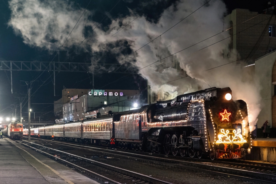 Поезд Деда Мороза осмотрели около 7 тысяч жителей Саратова