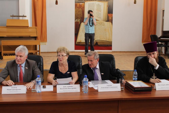 Председатель Ландо доволен работой Общественной палаты