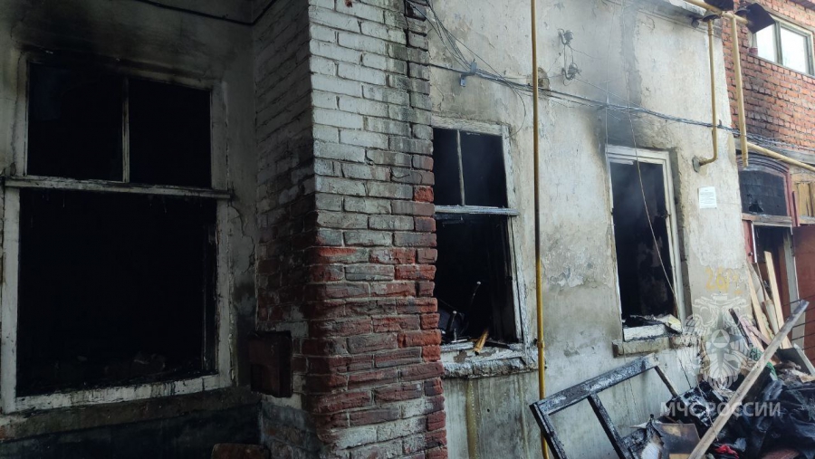 На Московской при пожаре эвакуировали 2 детей и 4 взрослых