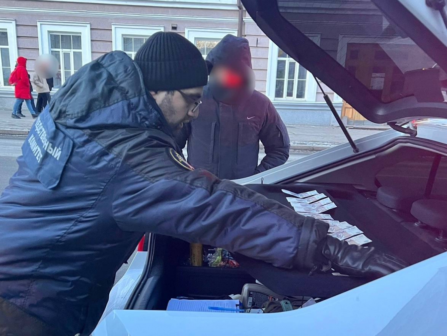 В Саратове сотрудника ДПС задержали из-за получения взятки от пьяного водителя