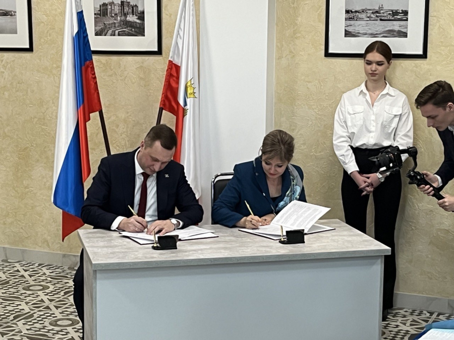 Бусаргин подписал соглашение о сотрудничестве региона с бизнес-платформой