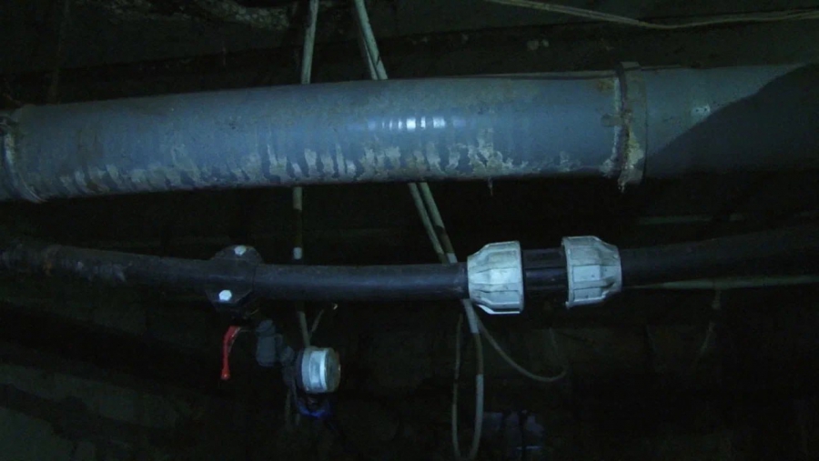 В энгельсском Пробуждении назвали способ решения проблемы с подтоплением дома нечистотами