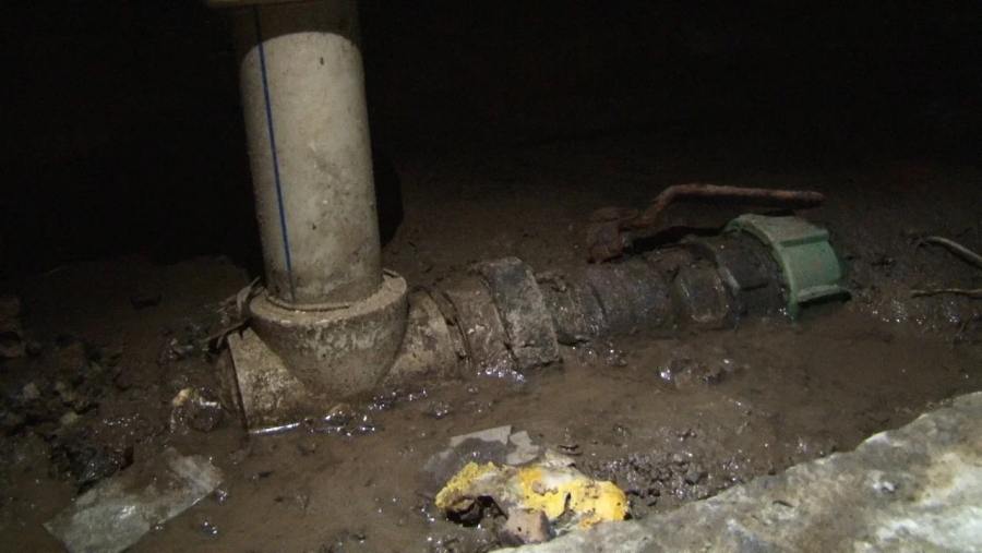 В энгельсском Пробуждении назвали способ решения проблемы с подтоплением дома нечистотами