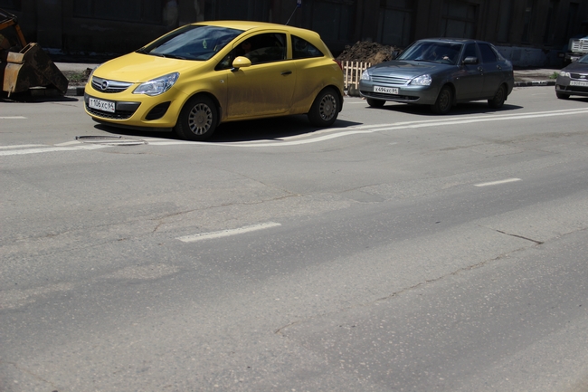 На Рабочей асфальт уходит под землю