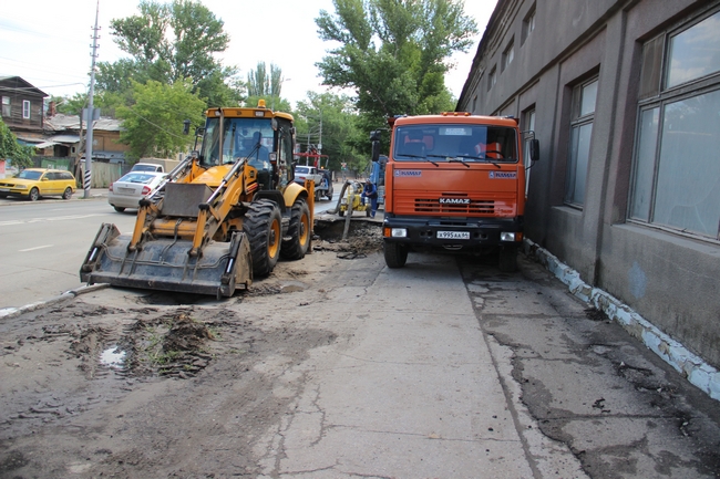 На Рабочей асфальт уходит под землю