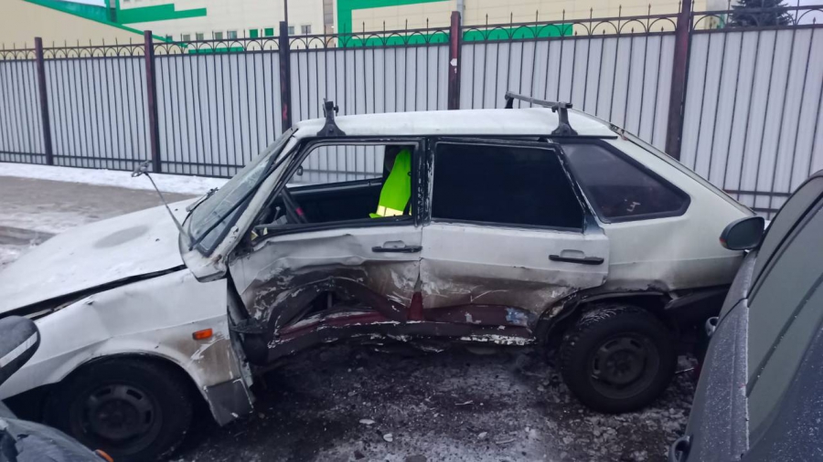 На Осипова мужчина пострадал в ДТП с участием 4-х автомобилей