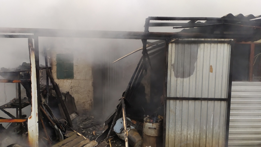 В Пугачевском районе загорелся дом из-за включенного аккумулятора