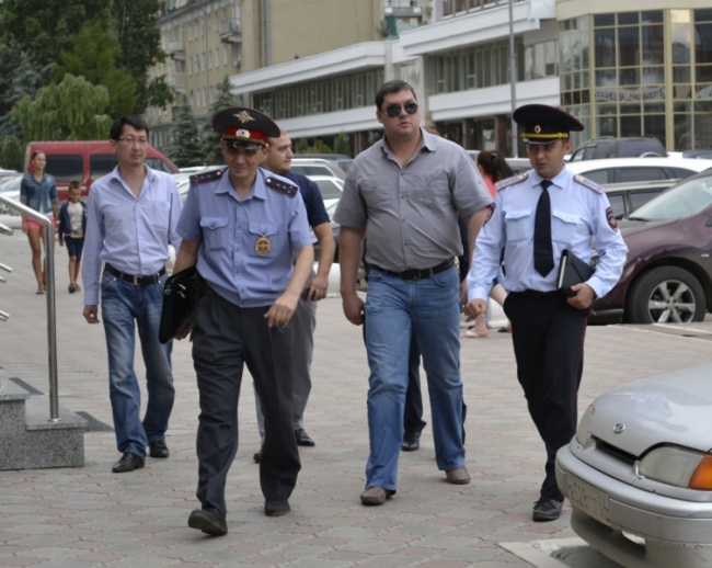 Чеченцы и армяне требуют от кафе на Набережной «не допускать нарушения порядка»