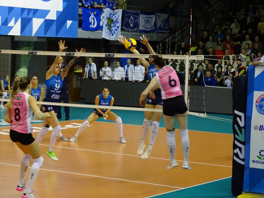 Волейболистки «Протона» обыграли лидера Суперлиги