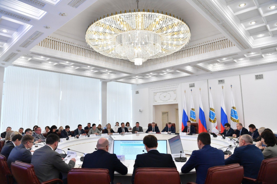 Паводок. Бусаргин отчитал районы за медлительность с выплатой компенсации