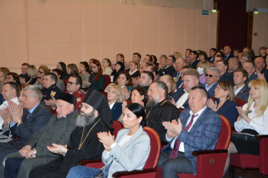 Плеханов: Жители Энгельса справедливо возмущаются по поводу мусора в городе
