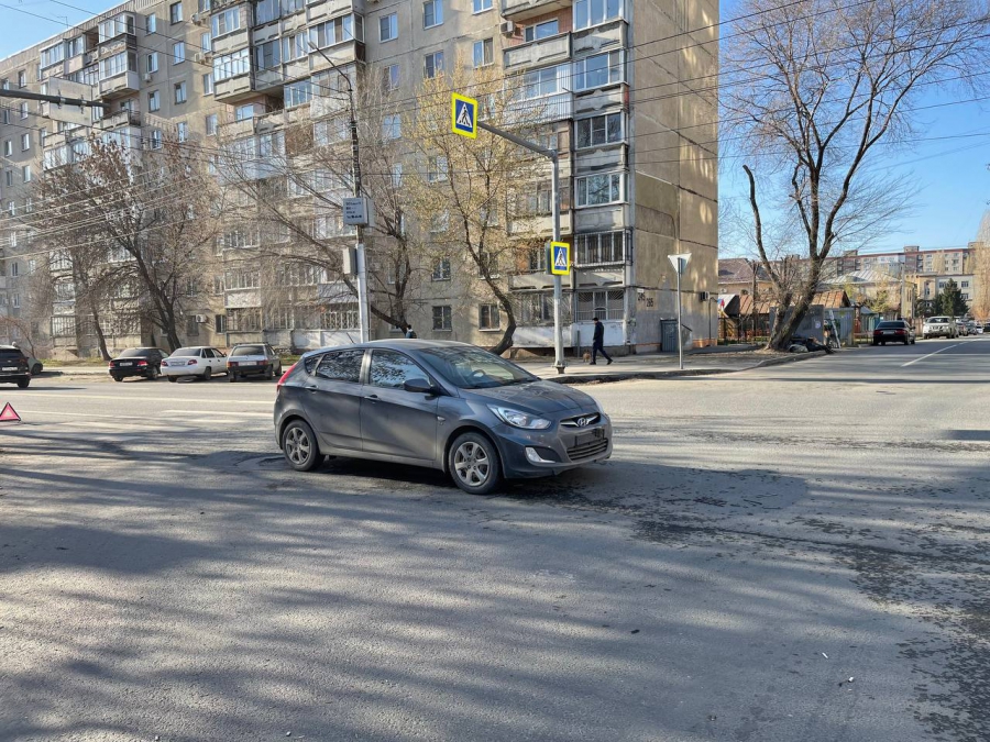 На Большой Горной автоледи на «Хендэ» сбила женщину-пешехода