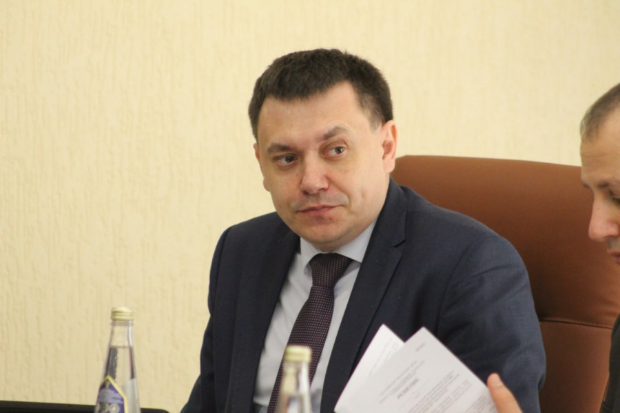 Депутаты опасаются удорожания квартир из-за изменения норматива по парковкам