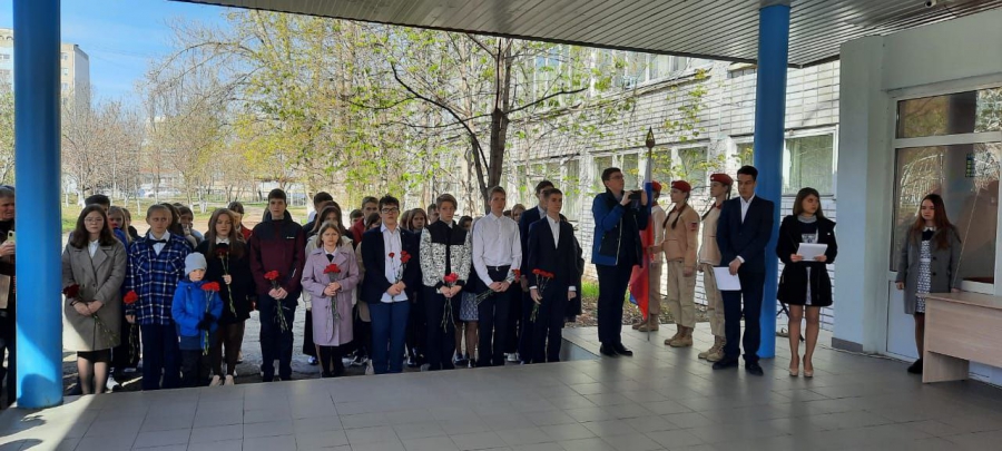 В Саратове открыли мемориальные доски в честь бойцов СВО Сергея Николаева и Александра Лисина