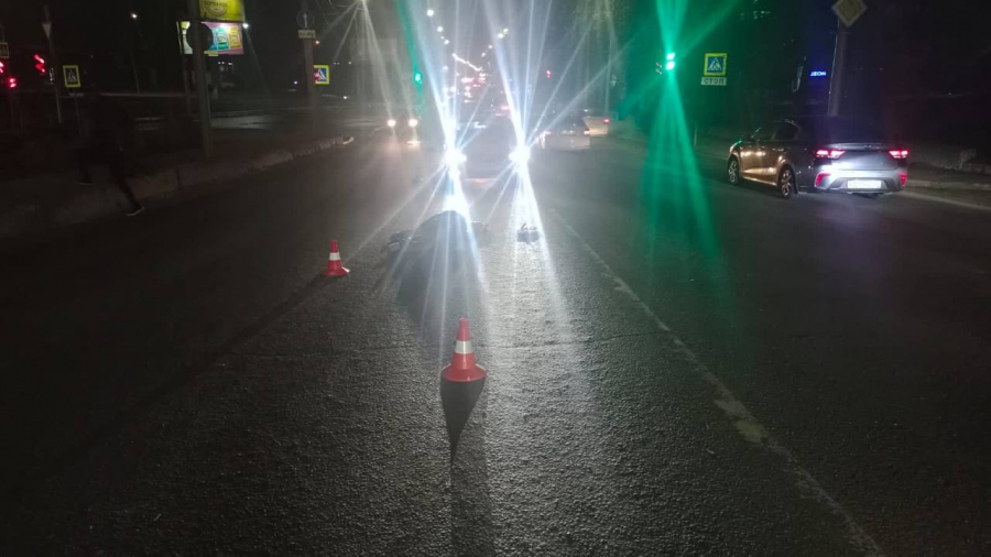 В Саратове «Мерседес» насмерть задавил женщину