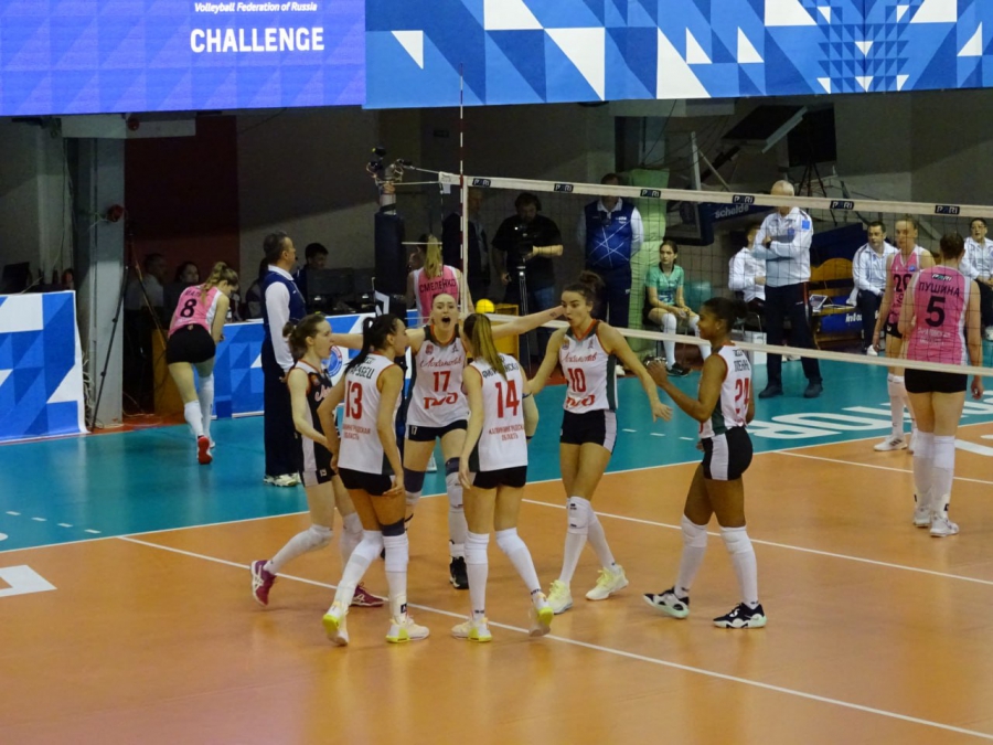 «Протон» не смог остановить чемпионок из «Локомотива»