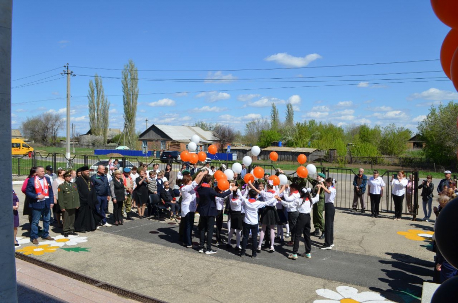 В Ровенском районе открыли мемориальную доску погибшему в СВО Александру Шпаку