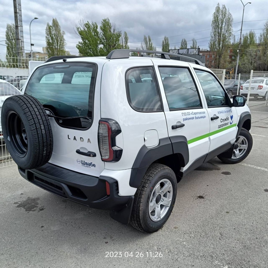 Саратовская больница получила машину для перевозки работников и биоматериалов