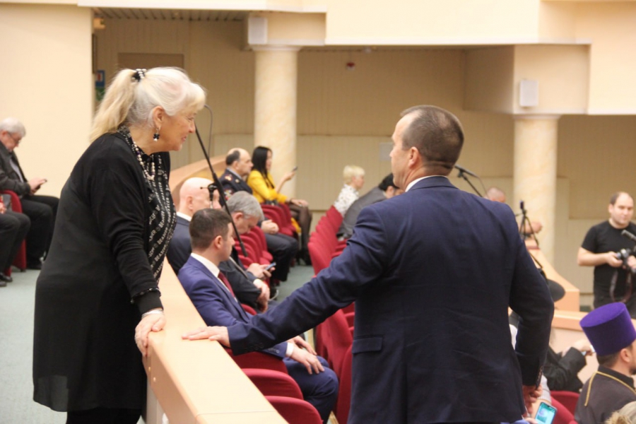 Отчет главы Саратова за год: Зарплаты выросли, ситуация с бродячими собаками сложная