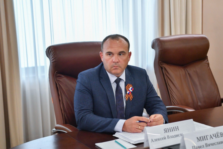 В Пугачеве отремонтируют несколько соцобъектов и построят насосную станцию за 7 млн рублей