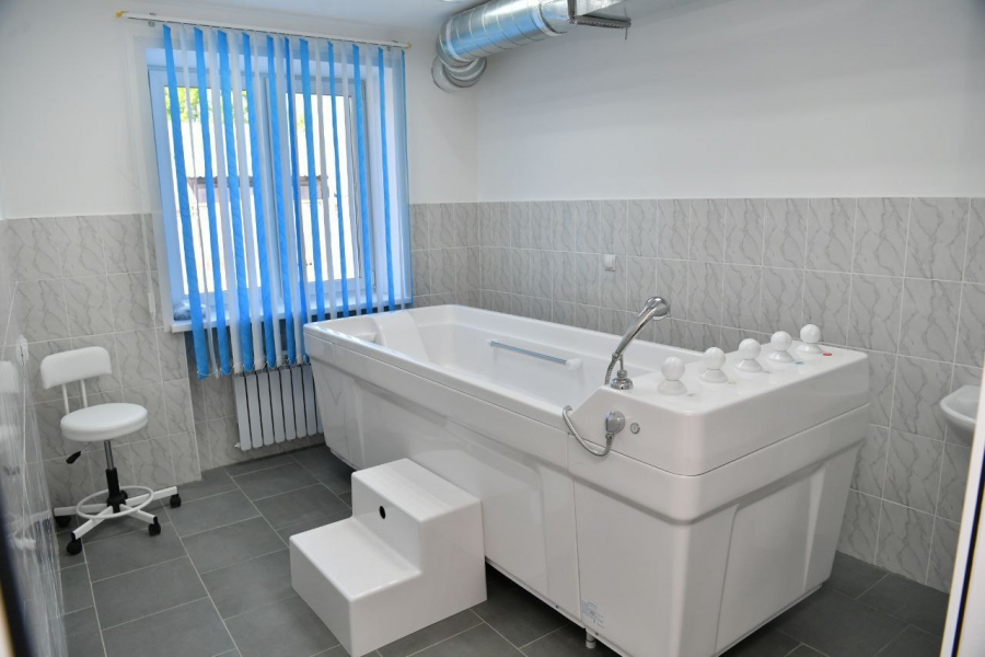 В Калининске для детей заработает обновленная реабилитационная спортшкола