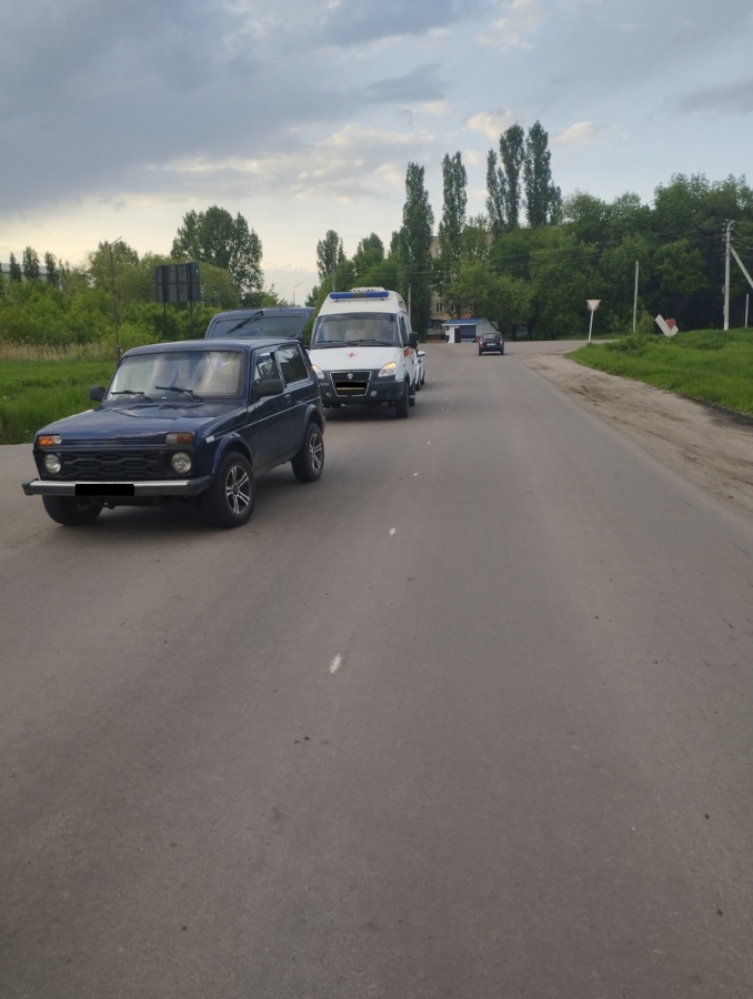 В Балашове водитель «Нивы» сбил 15-летнюю девочку